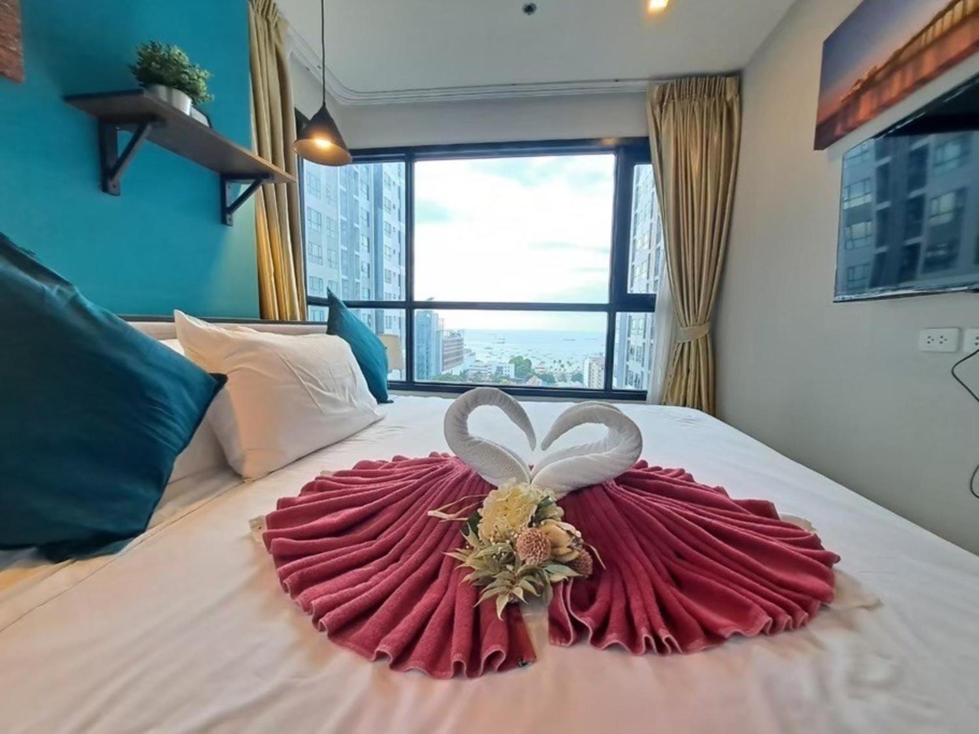 The Base Central Pattaya By Mickey Ngoại thất bức ảnh