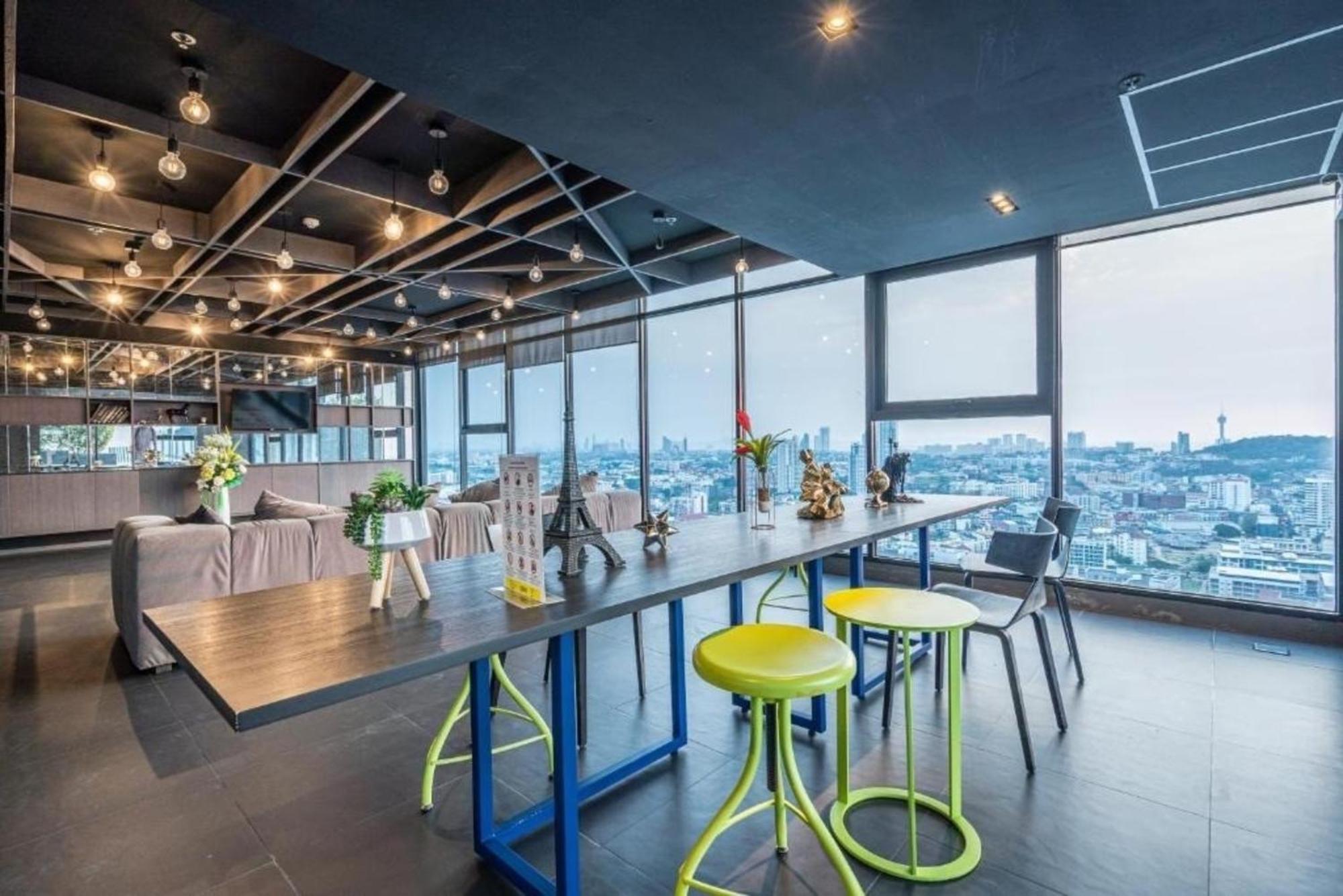 The Base Central Pattaya By Mickey Ngoại thất bức ảnh